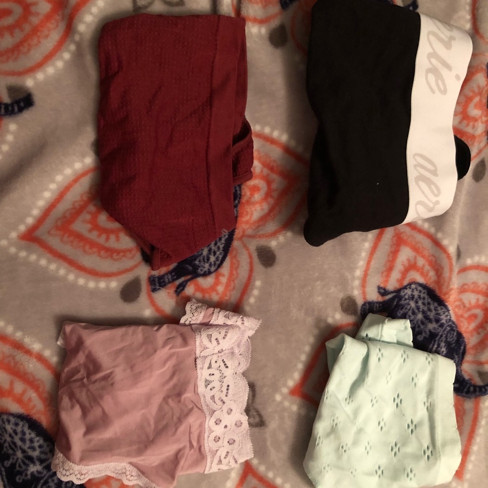 Aerie thongs